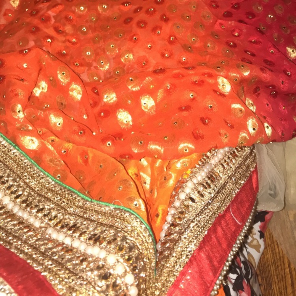Beautiful orange and red Saree(2) - Picture 5 of 6